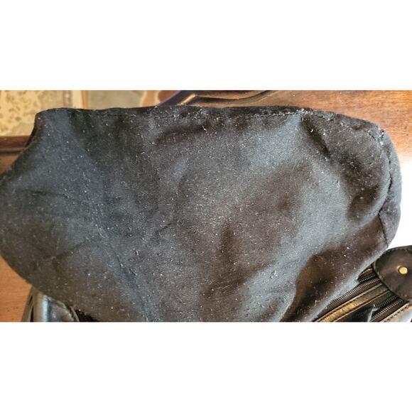 Etienne Aigner Black Shoulder Handbag with Front Pocket Design 80s - Picture 11 of 16